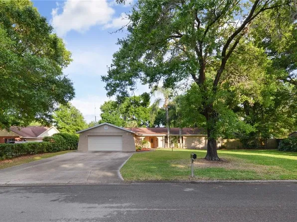 1806 N Waterman Dr, Valrico, FL 33594