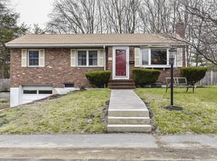 31 Hillcrest Rd, Norwood, MA 02062