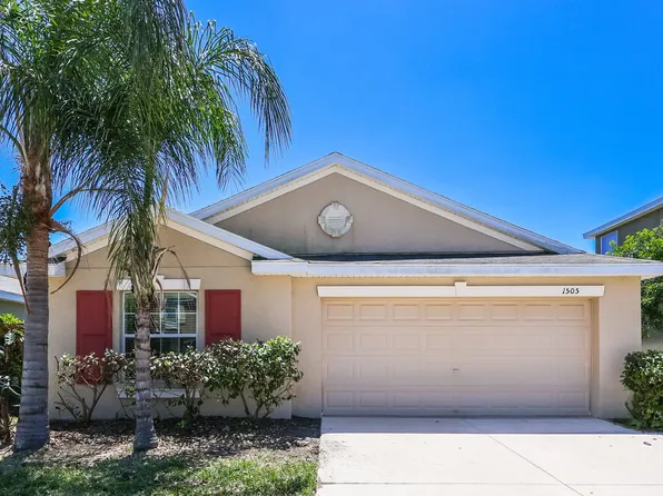 1505 Climbing Dayflower Dr, Ruskin, FL 33570