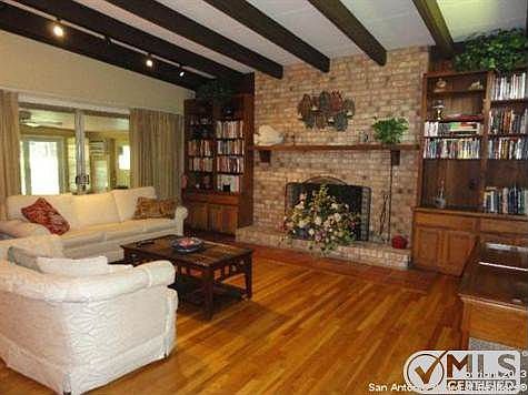 3rd image of 438 Forrest Hill Dr