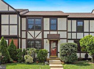 7 Millard Ct, Sterling, VA 20165