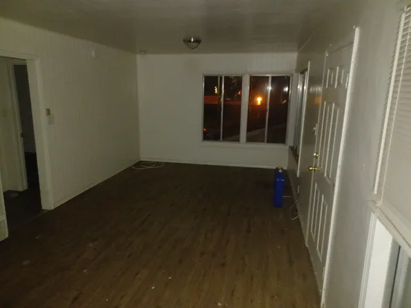1445 E Jackson St, Long Beach, CA 90805