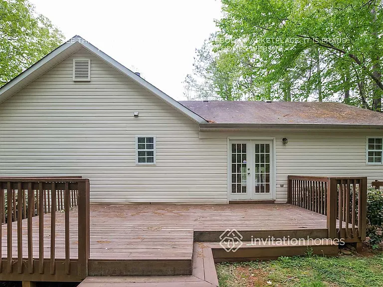 3669 N Hampton Dr NW — Photo 16