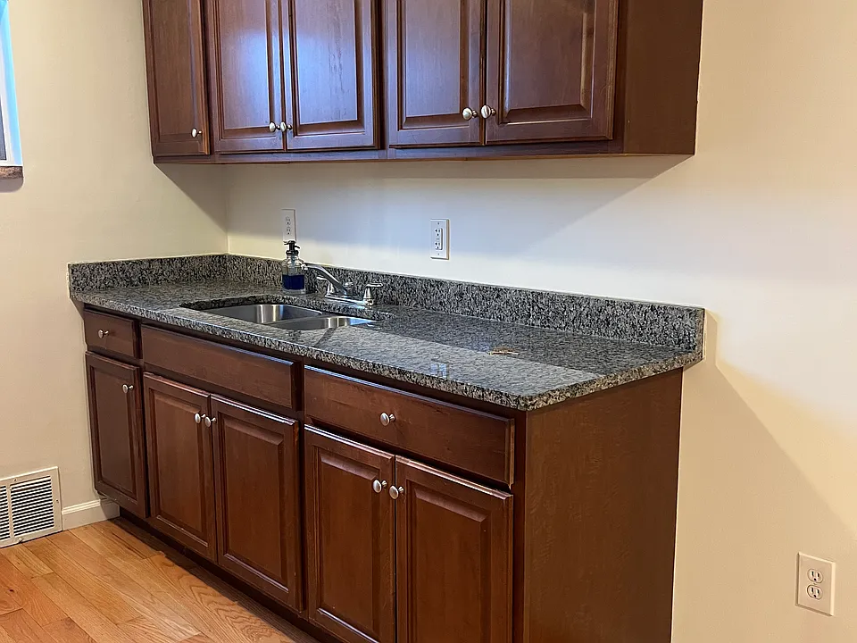 Kitchen cabinets