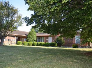 1292 W Maple St, Jasper, IN 47546