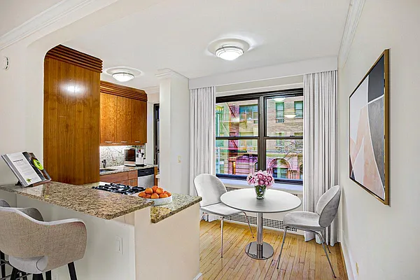 Rented by Time Equities Brokerage | media 12