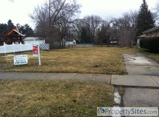 393 N Walnut St, Elmhurst, IL 60126