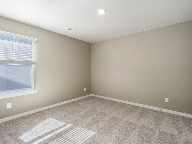 1905 Rolling Wind Dr — Photo 12