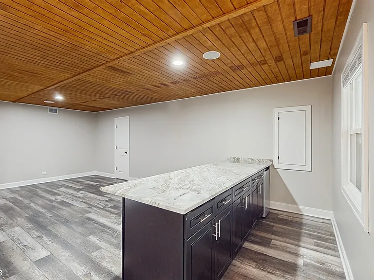 137 Forest Ave — Photo 40