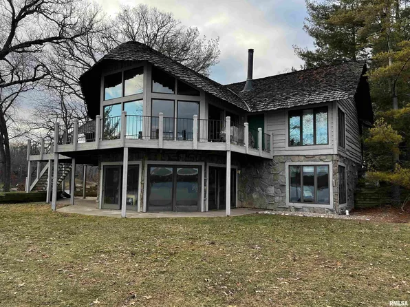 298 Longshore Ct, Dahinda, IL 61428