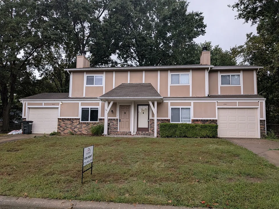 2411-2413 Kendallwood Rd