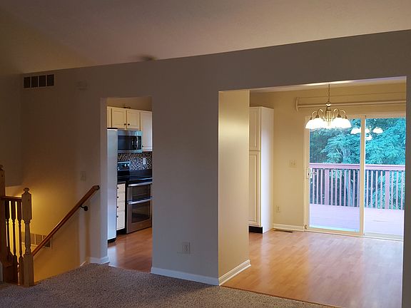 Living Room to Dining/Kitch