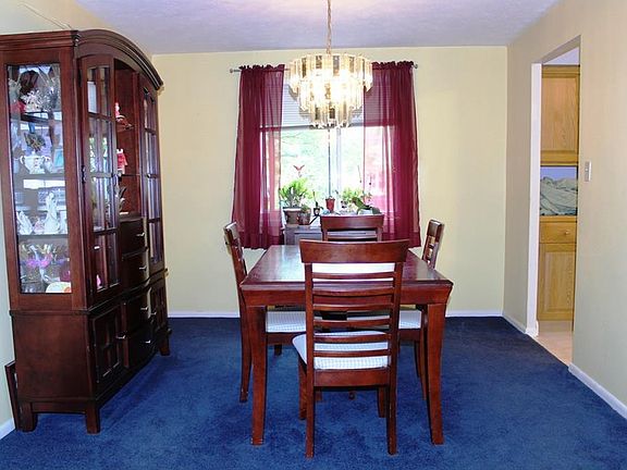 4th image of 4456 Camellia Ln