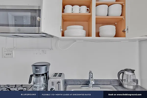 Rented by The Blueground | media 98