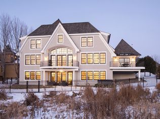 16175 Crosby Cove Rd, Wayzata, MN 55391