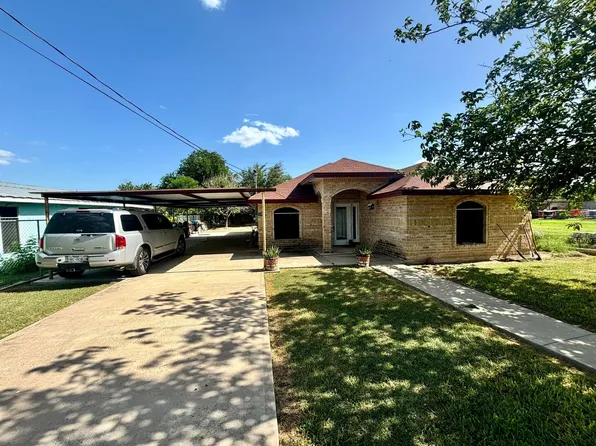 1753 W Orquidia Ln E, Laredo, TX 78046