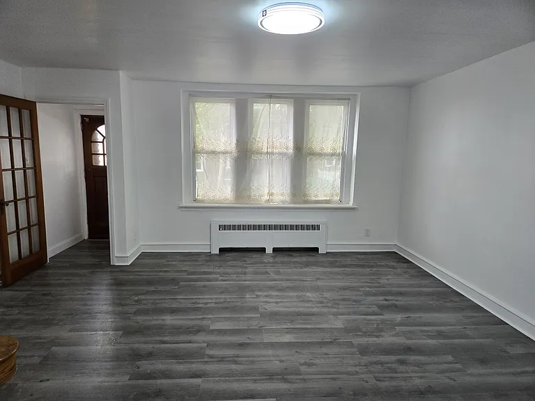 4134 Levick St — Photo 4