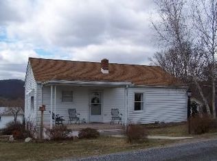 582 Rr 1, Peterstown, WV 24963