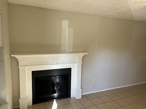 2nd image of 1613 Windsong Ln