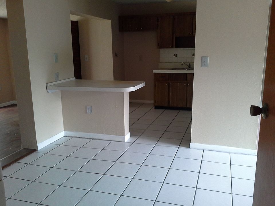 1st image of 230 Moon Glow Ct