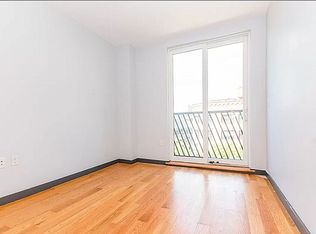 273 Metropolitan Ave #3F, Brooklyn, NY 11211