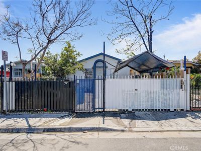 1426 W 99th St, Los Angeles, CA, 90047