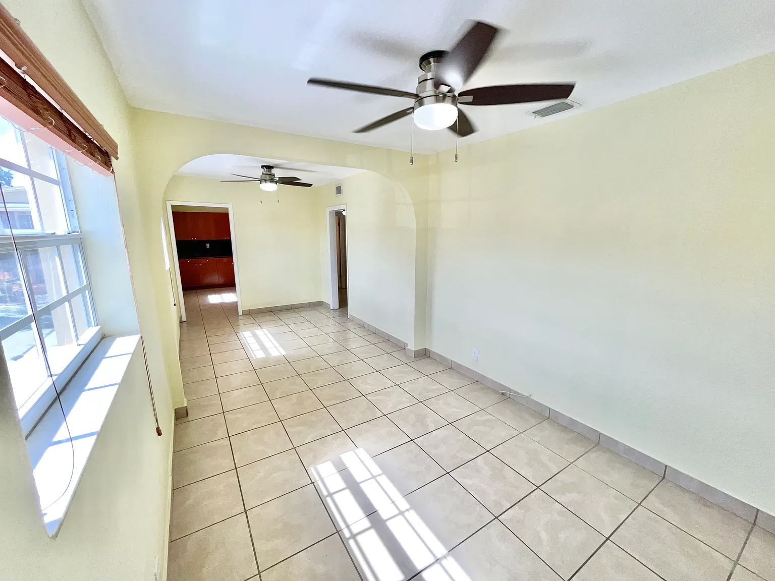 4 bed, 1200 sqft, $2,800 — Photo 2