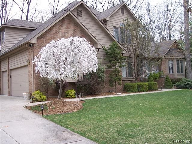 1st image of 1934 Brookfield Ct