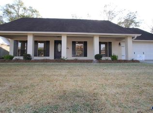 209 Lake Crescent Cir, Houma, LA 70360