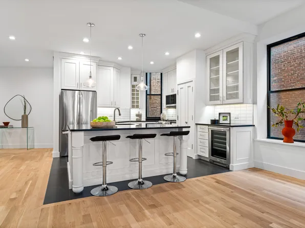 228 West Broadway image 7 of 18