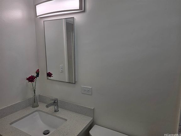 5th image of 2752 Kahoaloha Ln #I308