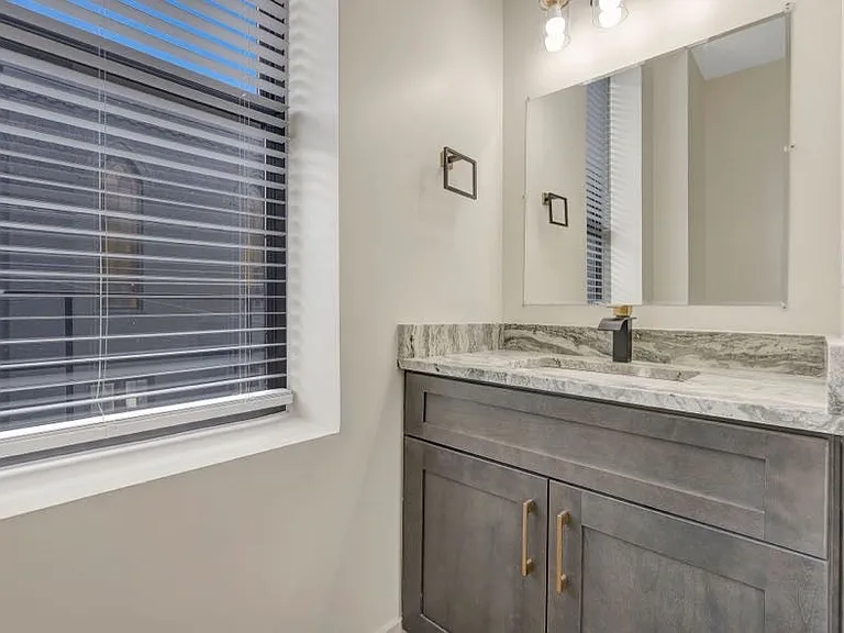 1901 Baymiller St #2A — Photo 4