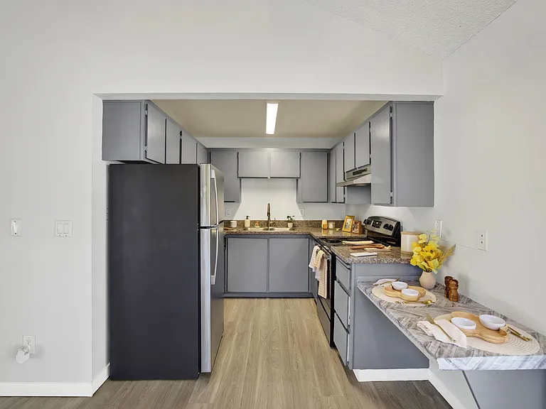 Arden Park Apartments — Photo 24