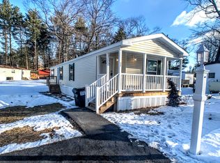 800 Arnold St TRLR 28, Ballston Spa, NY 12020