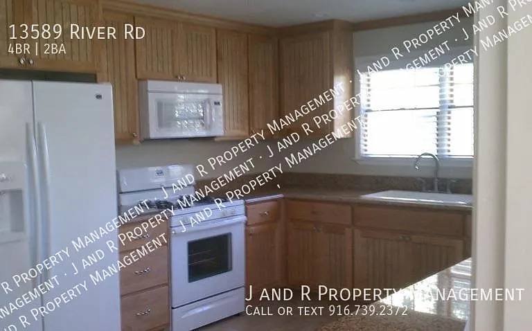 13589 River Rd — Photo 11