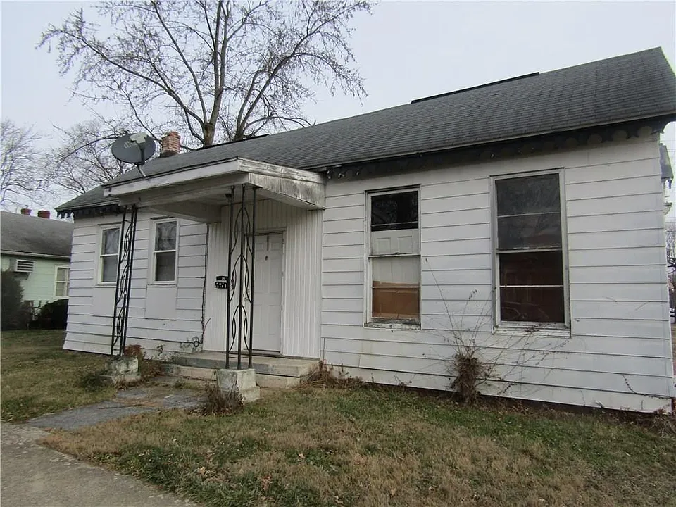 Building Photo 3