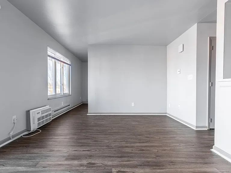 Prime W Apartments — Photo 33