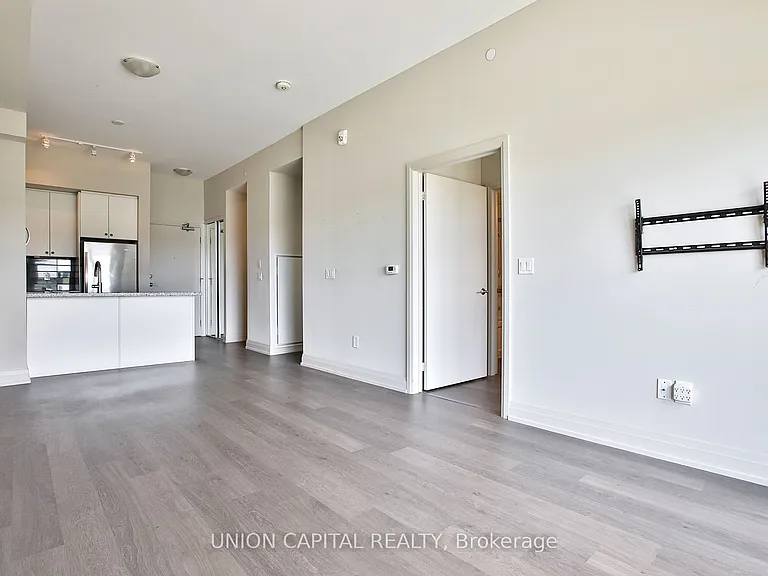 555 William Graham Dr #437 — Photo 9