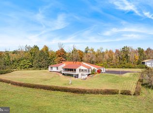 219 Barndt Rd, Sellersville, PA 18960