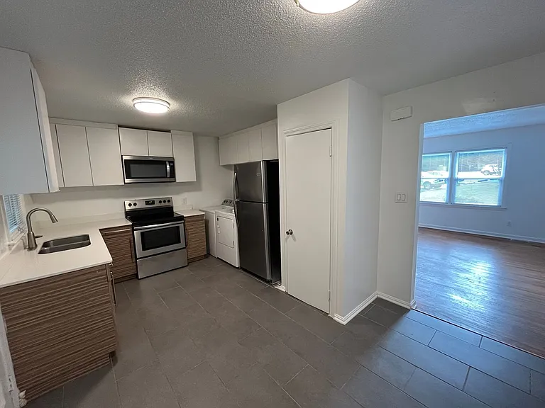 Lupton Flats — Photo 24
