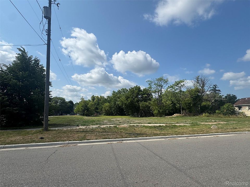 1st image of 3037 Flushing Rd