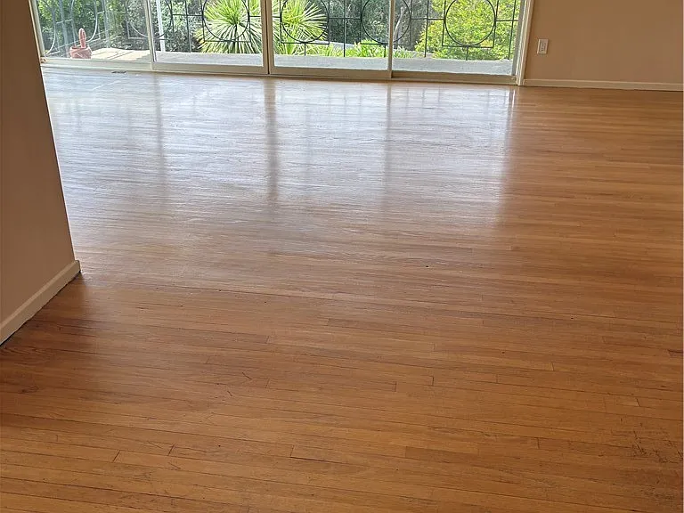 101 N Grand Ave #2 — Photo 8