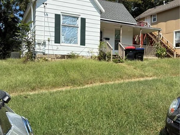 211 Ming St, Warrensburg, MO 64093