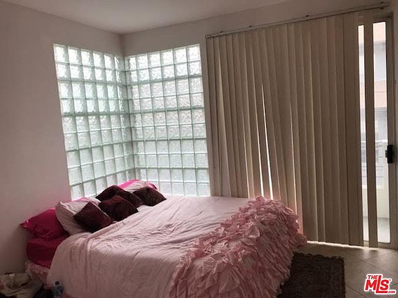4th image of 4326 Babcock Ave Unit 204
