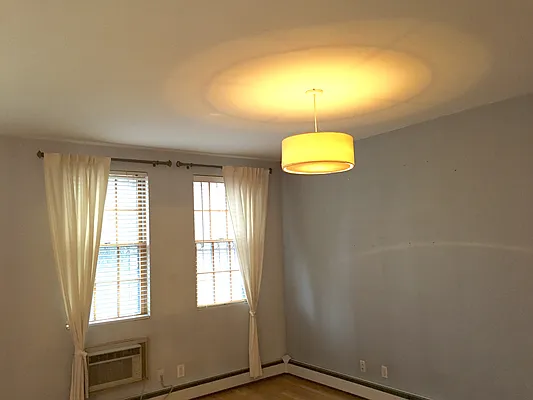 Rented by Urban Real Estate Property Group Inc | media 41