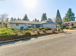 3330 SW Wilbard St, Portland, OR 97219