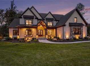 7602 Pemberley Dr, Oak Ridge, NC 27310