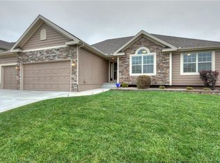9405 N Wayne Ct, Kansas City, MO 64155