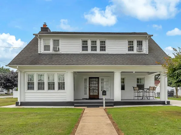72 Ingraham Boulevard, Hempstead, NY 11550