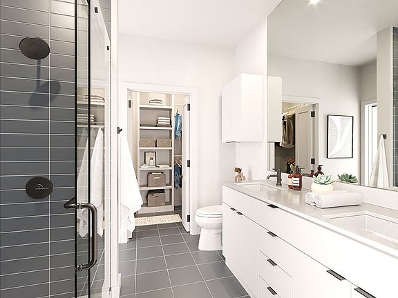 3rd image of 104 W Mockingbird Ln #202